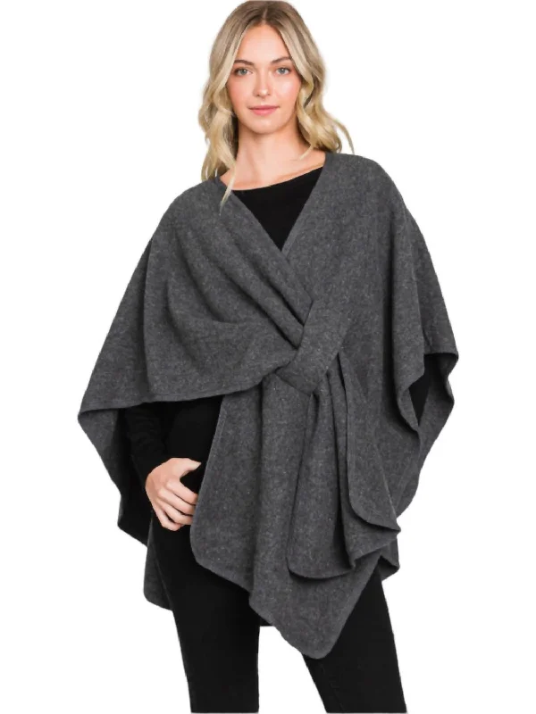 Interlock Wrap Poncho In Gray