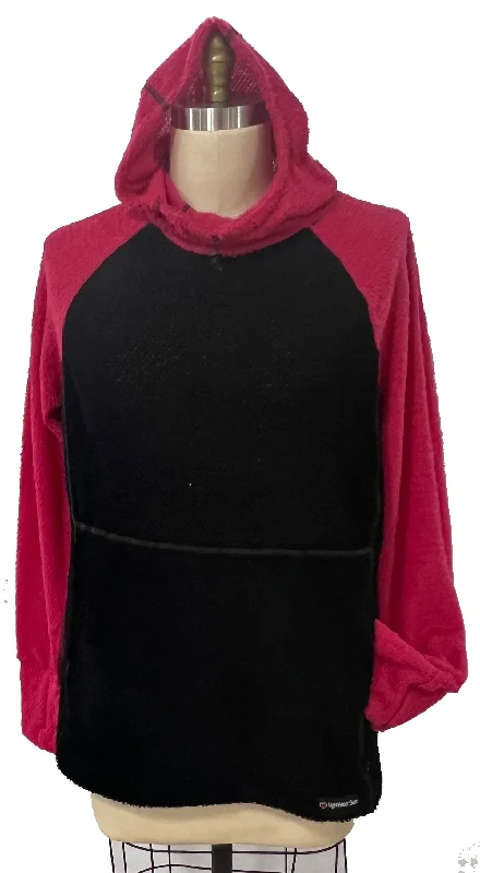 Black w/ fuchsia sleeves & hood / Medium